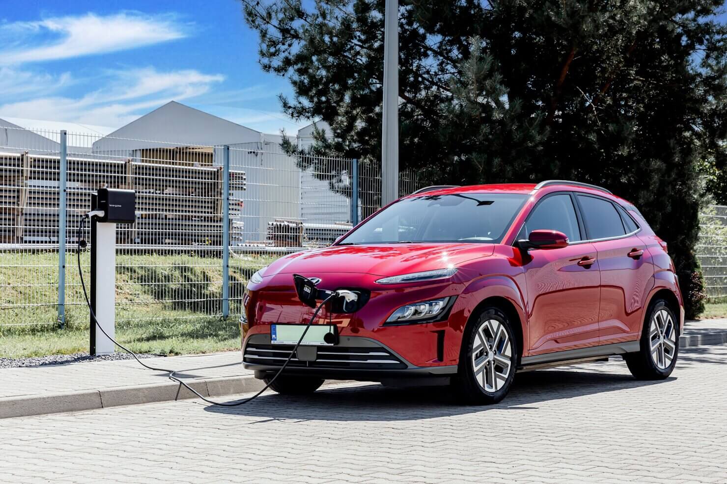 L'électromobilité en Pologne en chiffres : rythme de croissance et développement des infrastructures de recharge